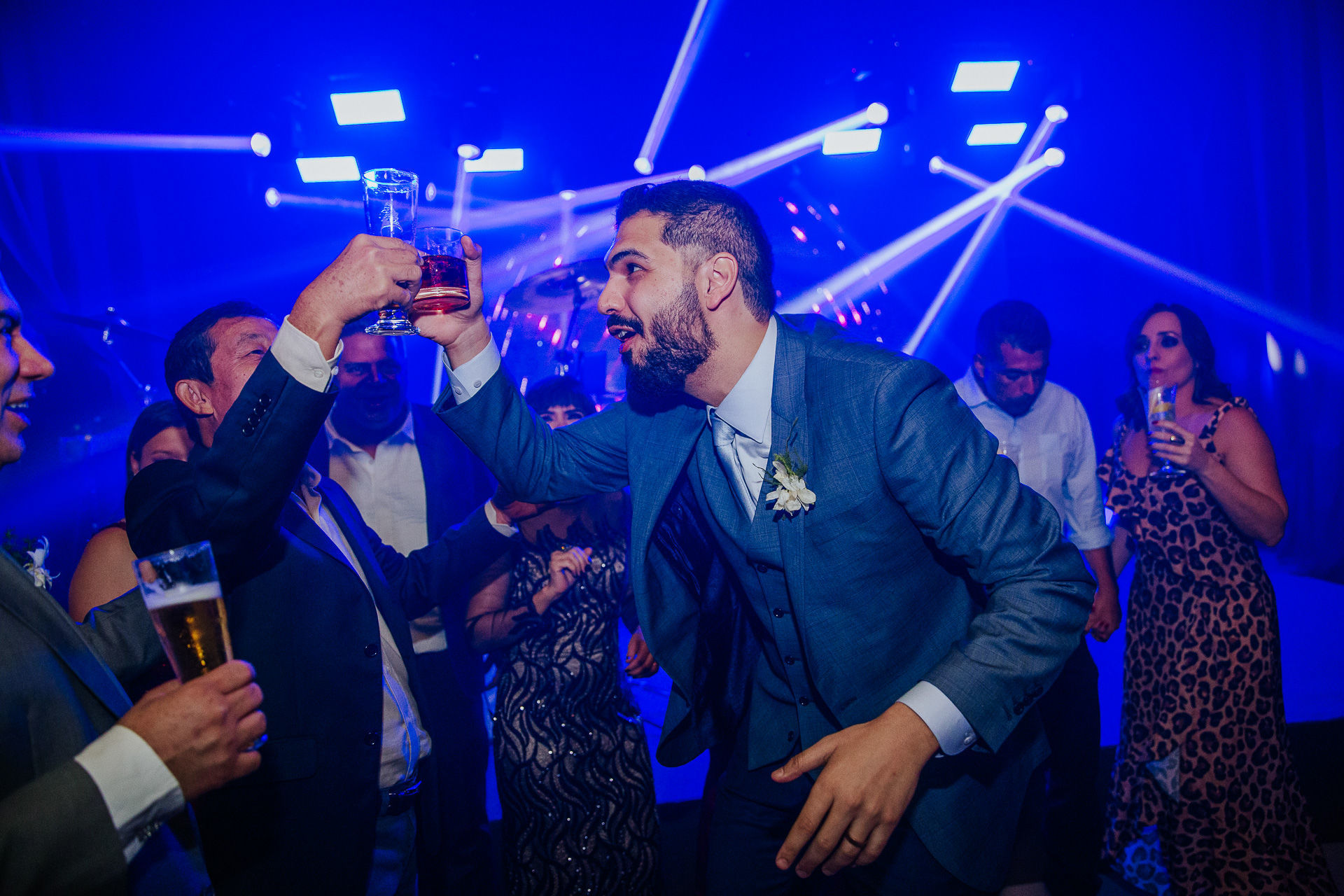 Foto Larissa e Lucas - Casamento ao ar Livre noturno. Foto Larissa e Lucas - Casamento ao ar Livre noturno. - Imagem 78