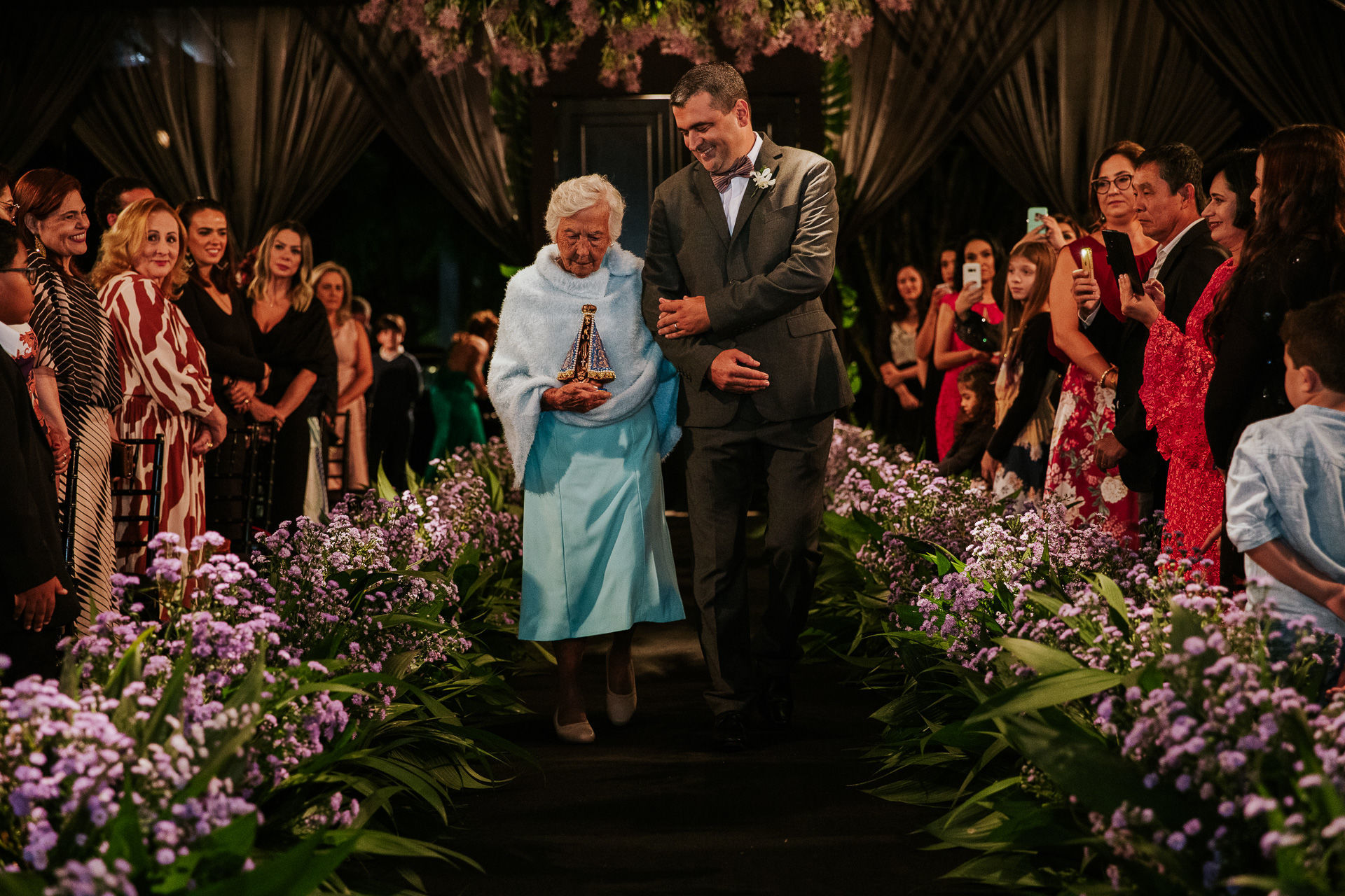 Foto Larissa e Lucas - Casamento ao ar Livre noturno. Foto Larissa e Lucas - Casamento ao ar Livre noturno. - Imagem 39