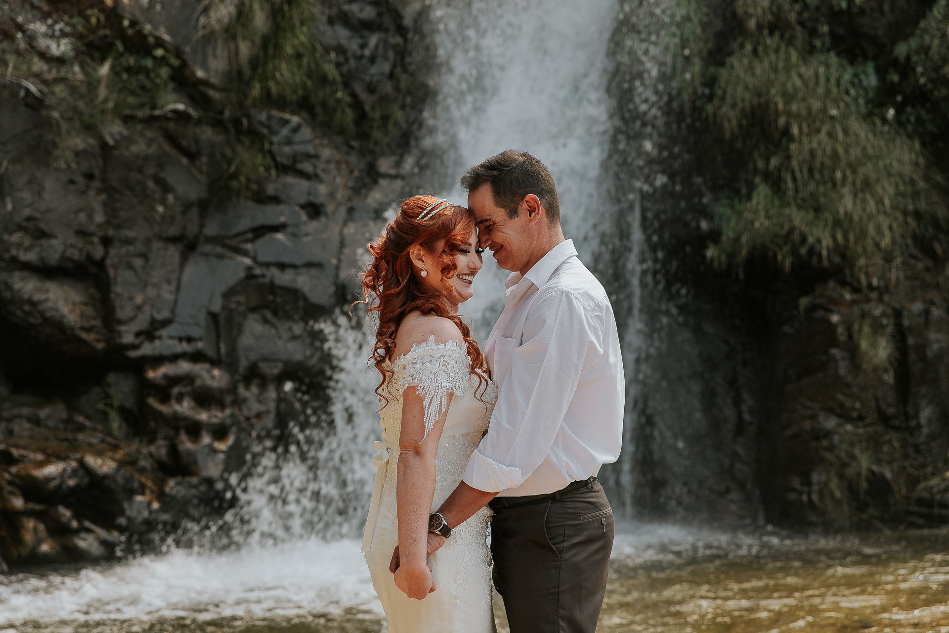 Foto Layra e Anderson Elopment Wedding na Cachoeira Foto Layra e Anderson Elopment Wedding na Cachoeira - Imagem 36