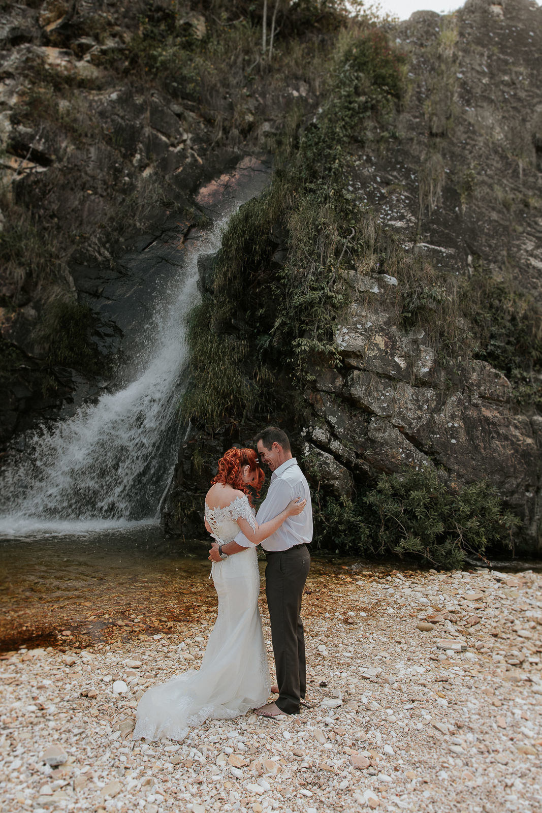 Foto Layra e Anderson Elopment Wedding na Cachoeira Foto Layra e Anderson Elopment Wedding na Cachoeira - Imagem 32
