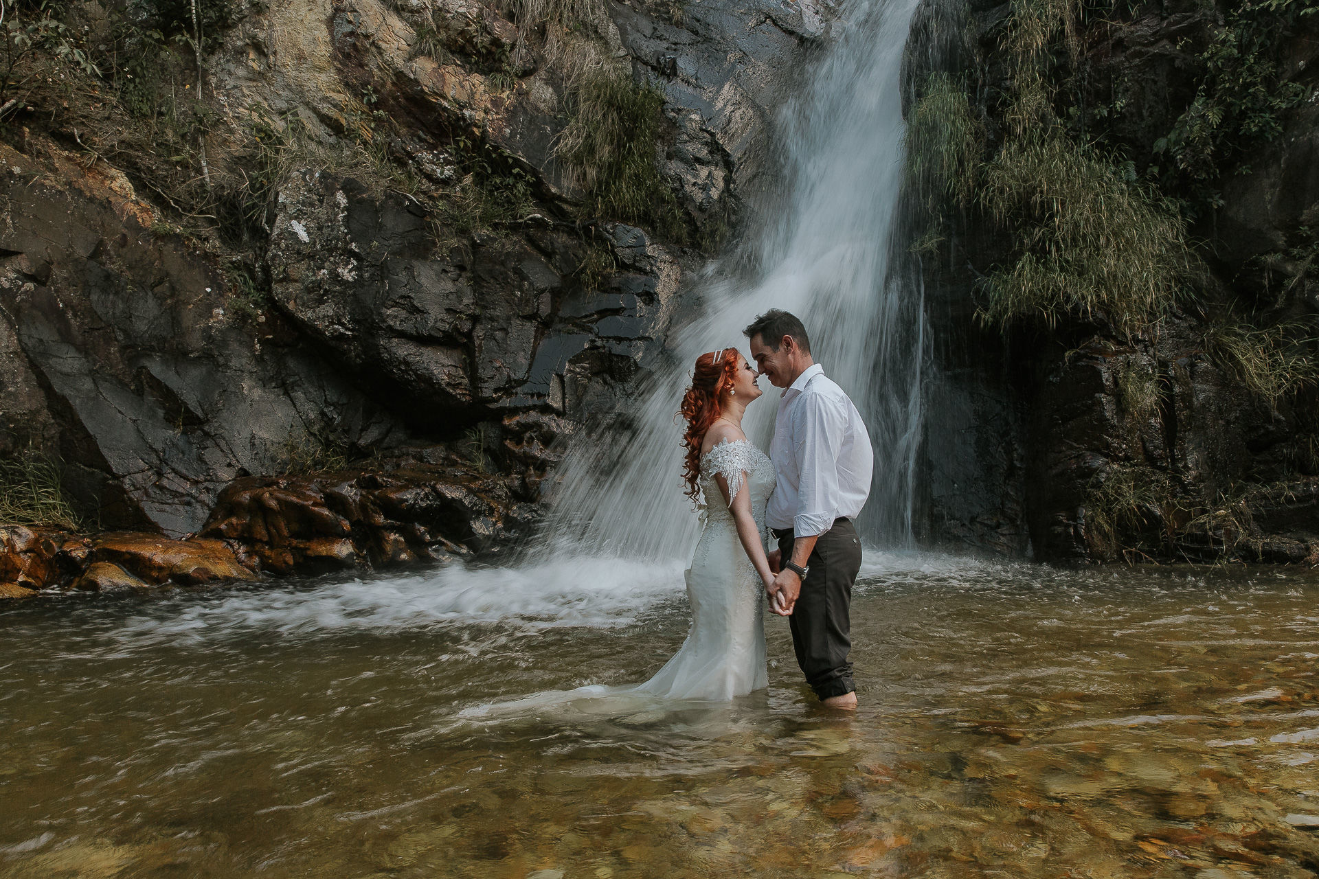 Foto Layra e Anderson Elopment Wedding na Cachoeira Foto Layra e Anderson Elopment Wedding na Cachoeira - Imagem 44