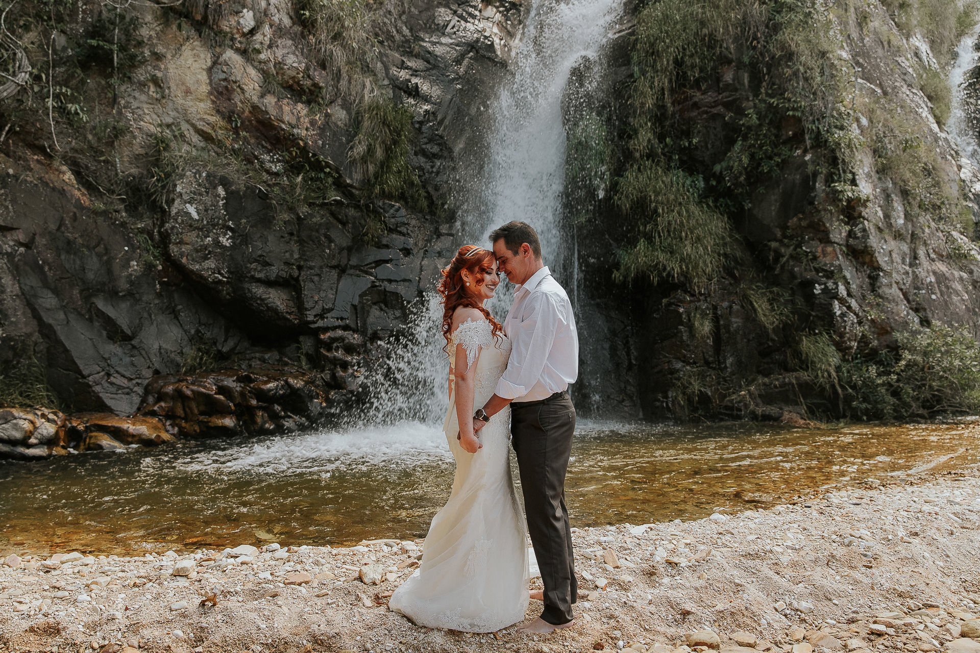 Foto Layra e Anderson Elopment Wedding na Cachoeira Foto Layra e Anderson Elopment Wedding na Cachoeira - Imagem 35
