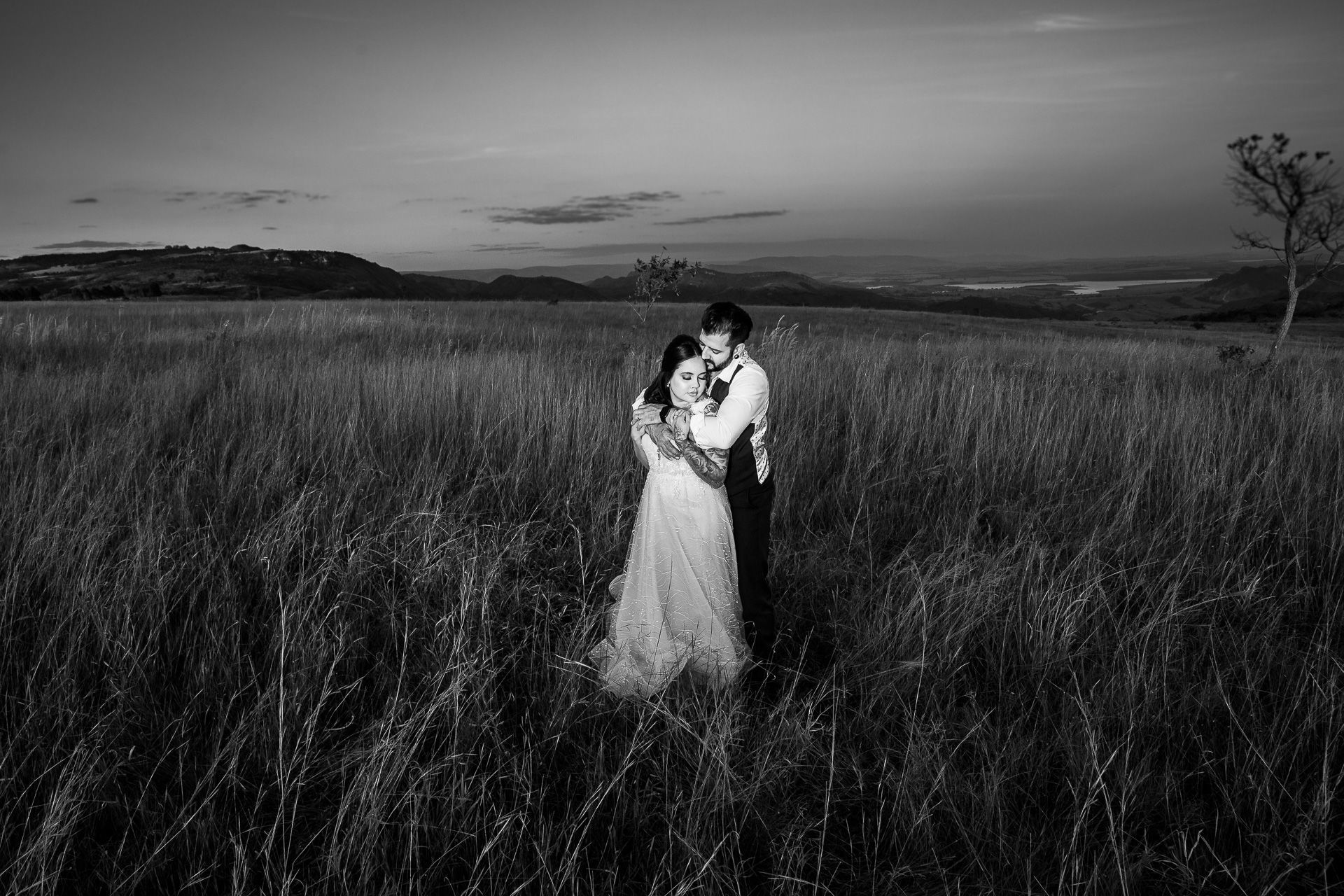 Foto Isa e Patrick Elopment Wedding na Serra da Canastra Foto Isa e Patrick Elopment Wedding na Serra da Canastra - Imagem 124