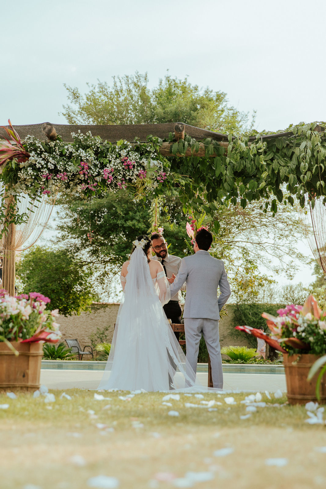 Foto Bruna e Samuel Casamento ao ar Livre Foto Bruna e Samuel Casamento ao ar Livre - Imagem 34