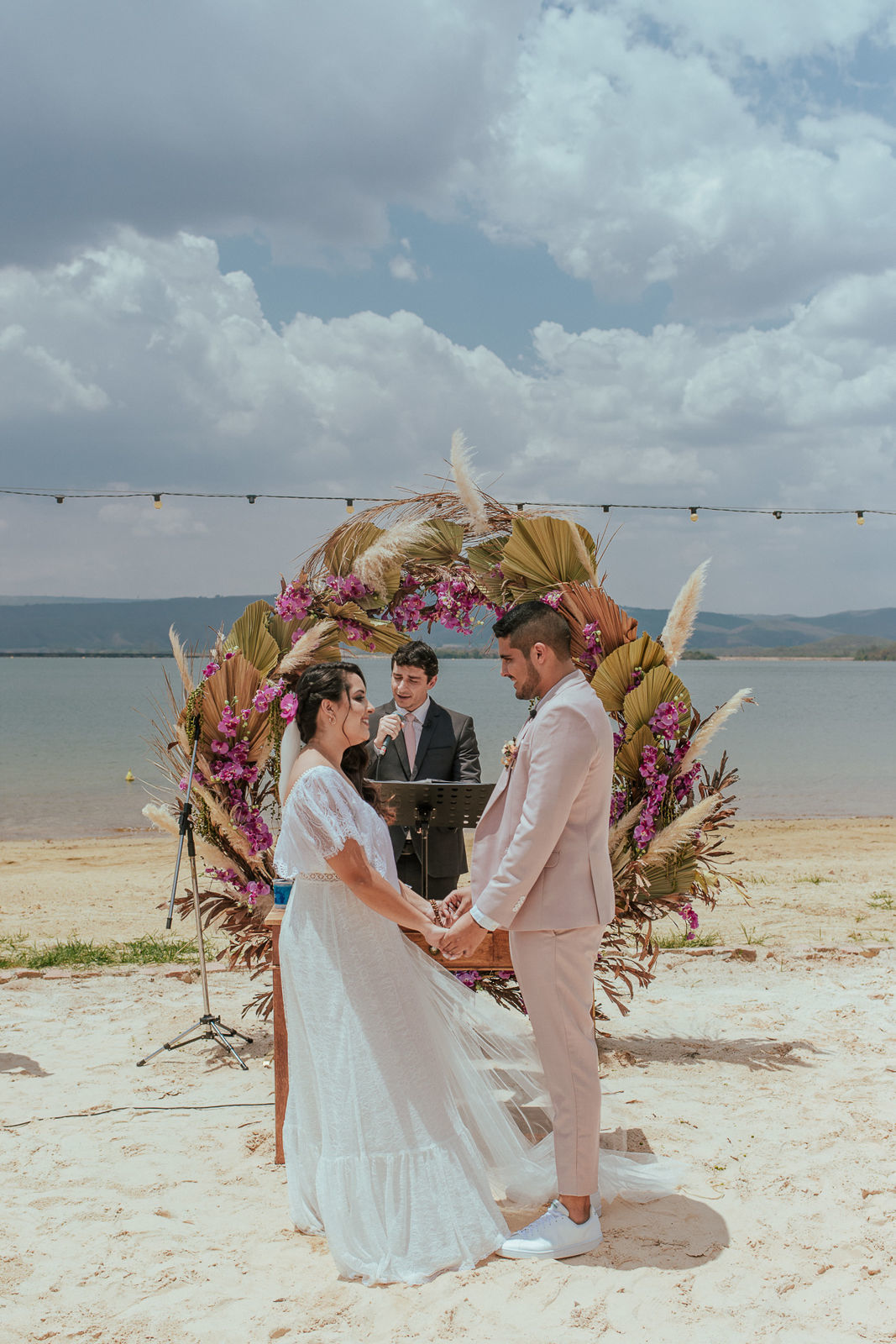 Foto Janaina e Kaique Casamento pé na Areia Foto Janaina e Kaique Casamento pé na Areia - Imagem 26