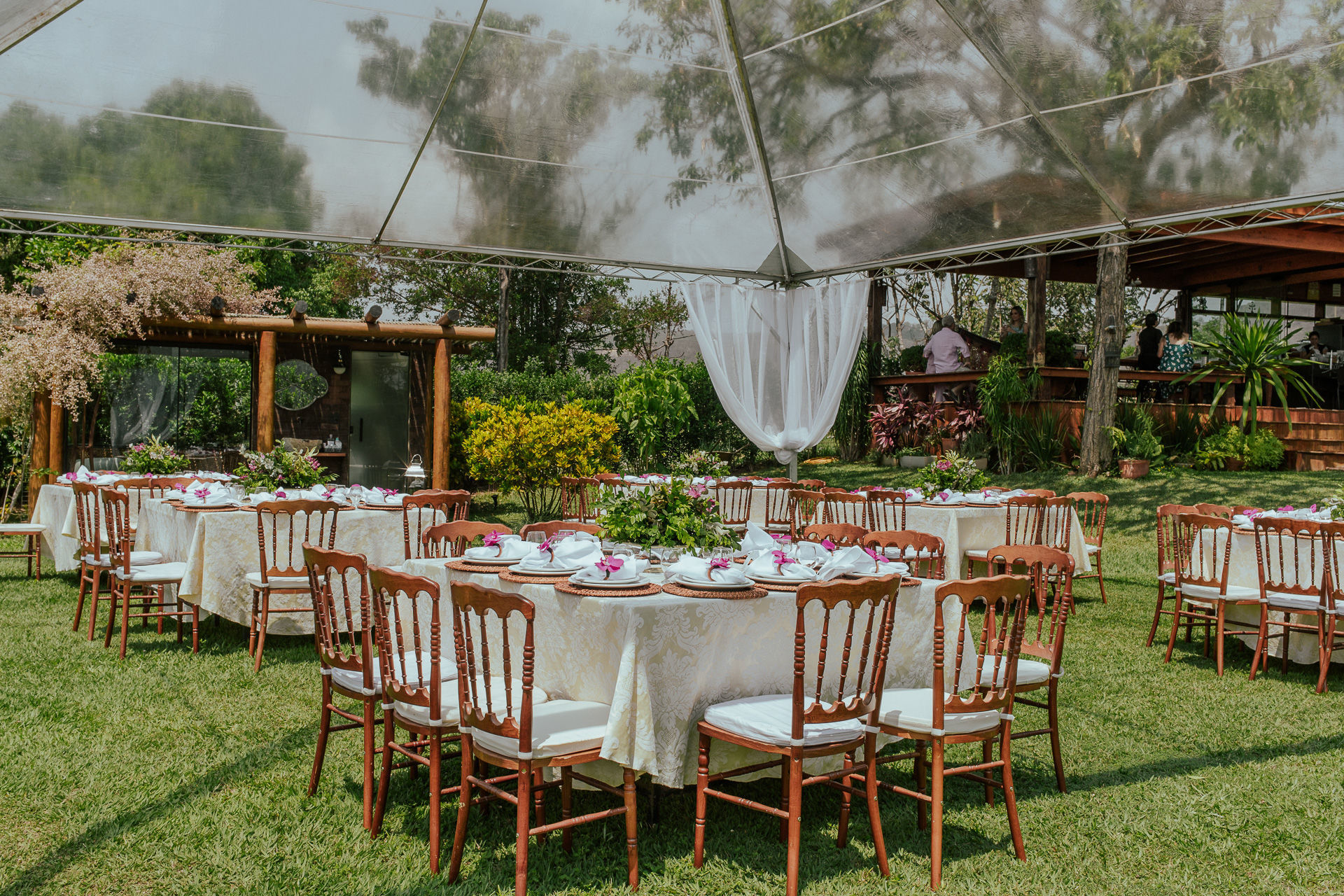 Foto Janaina e Kaique Casamento pé na Areia Foto Janaina e Kaique Casamento pé na Areia - Imagem 7