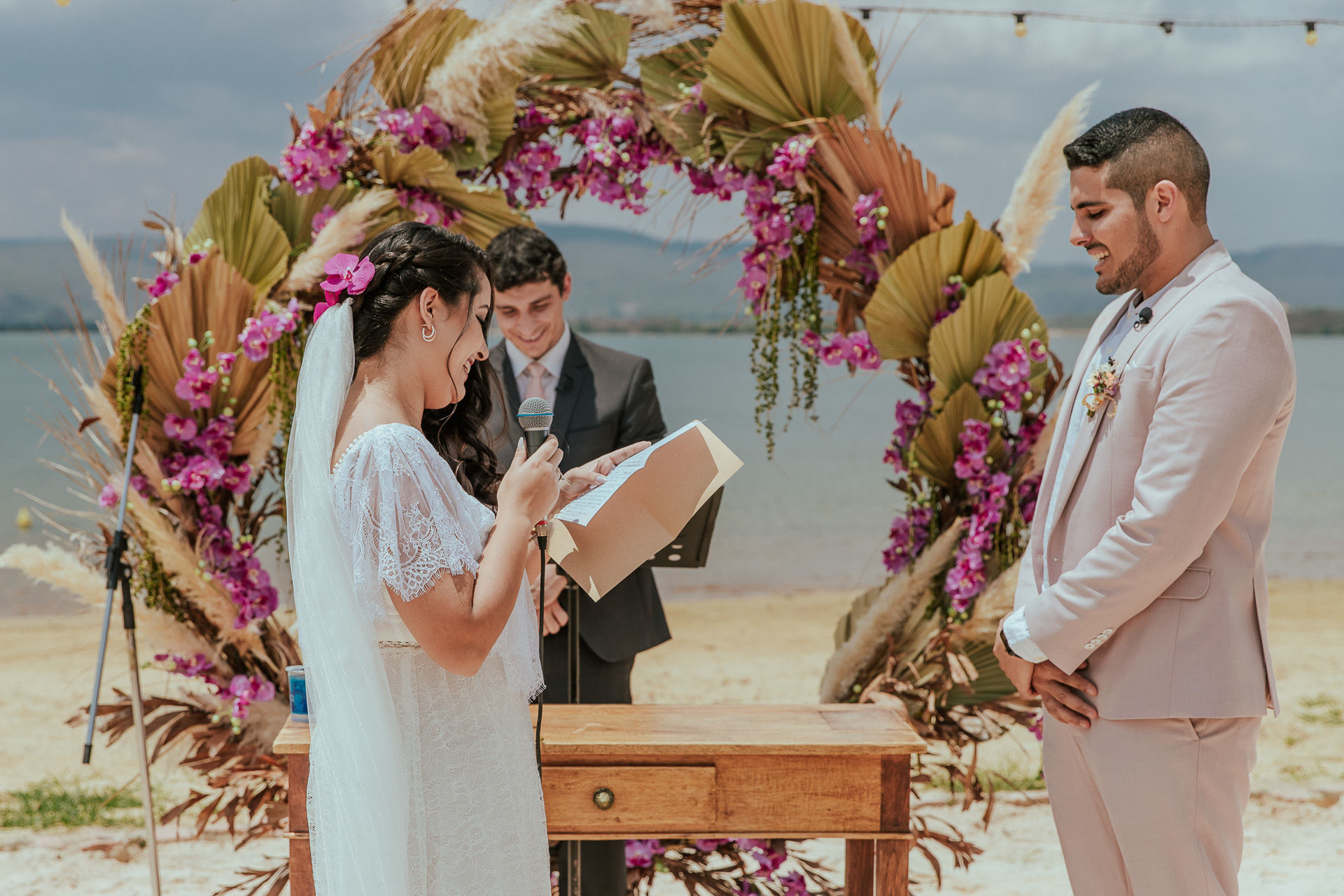 Foto Janaina e Kaique Casamento pé na Areia Foto Janaina e Kaique Casamento pé na Areia - Imagem 36
