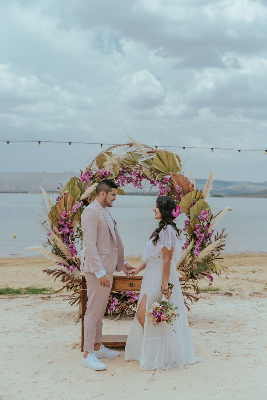 Foto Janaina e Kaique Casamento pé na Areia Foto Janaina e Kaique Casamento pé na Areia - Imagem 60