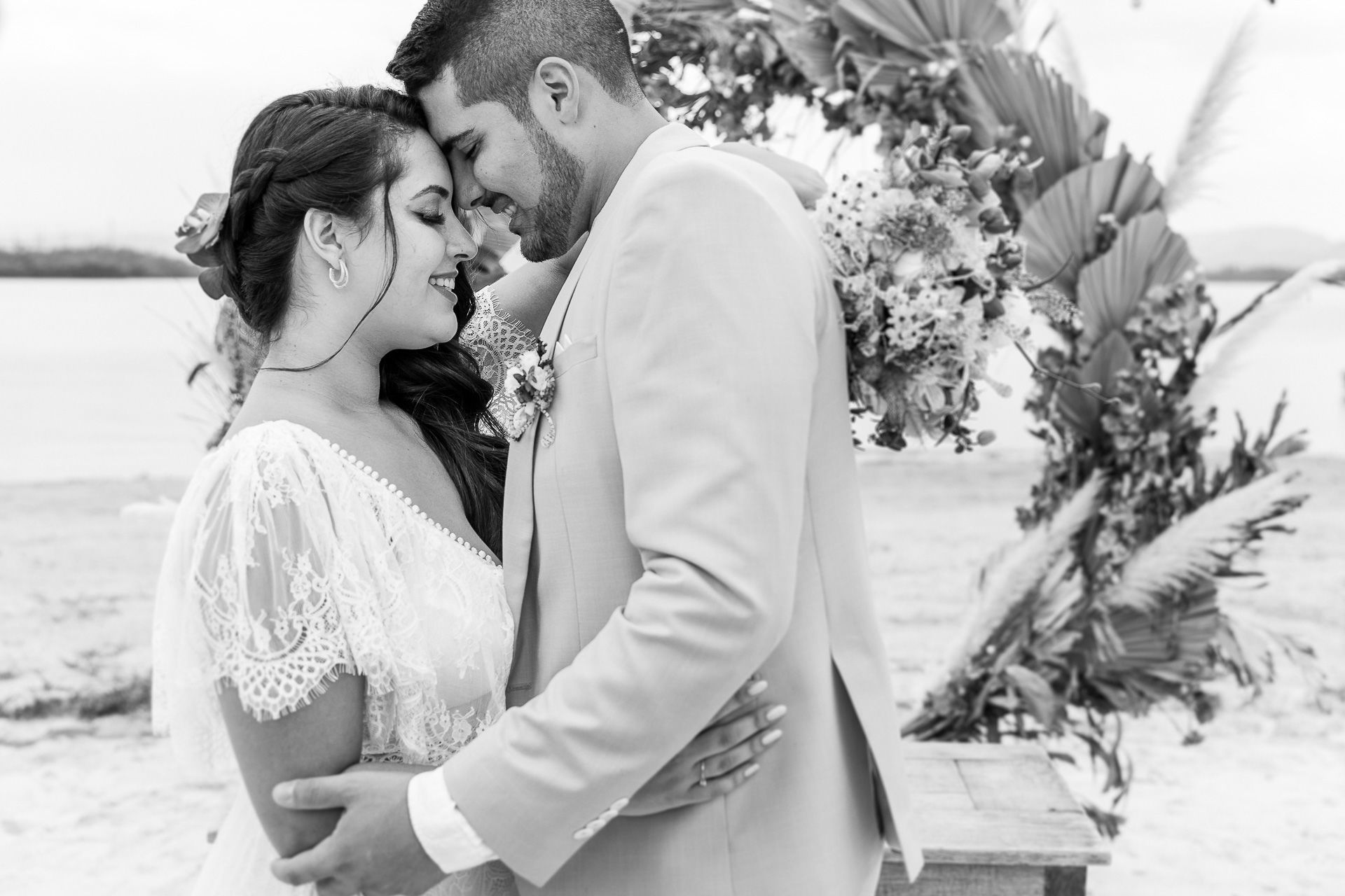 Foto Janaina e Kaique Casamento pé na Areia Foto Janaina e Kaique Casamento pé na Areia - Imagem 64