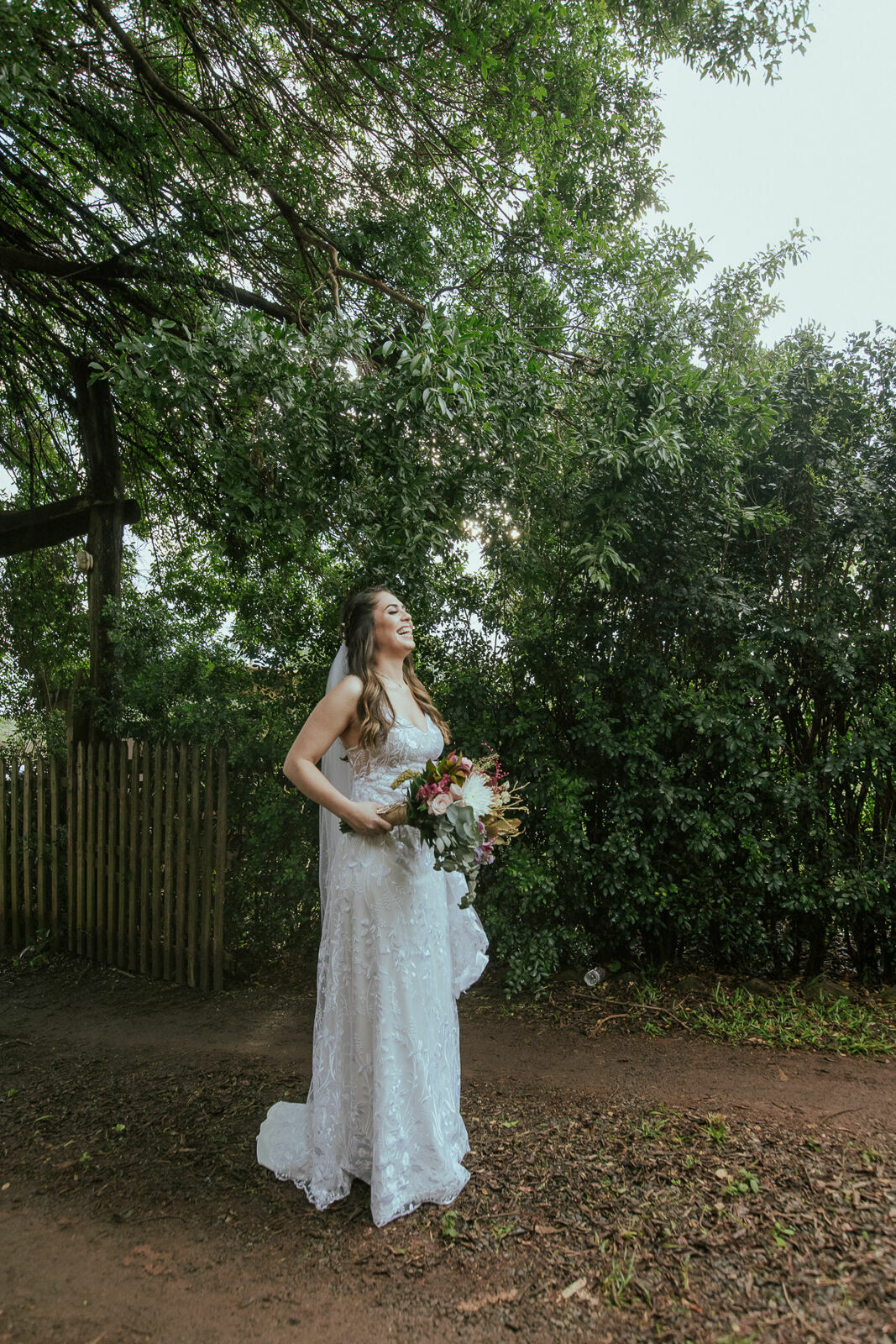Foto Ana Laura e Luan Casamento em uma Igreja Abandonada Foto Ana Laura e Luan Casamento em uma Igreja Abandonada - Imagem 73