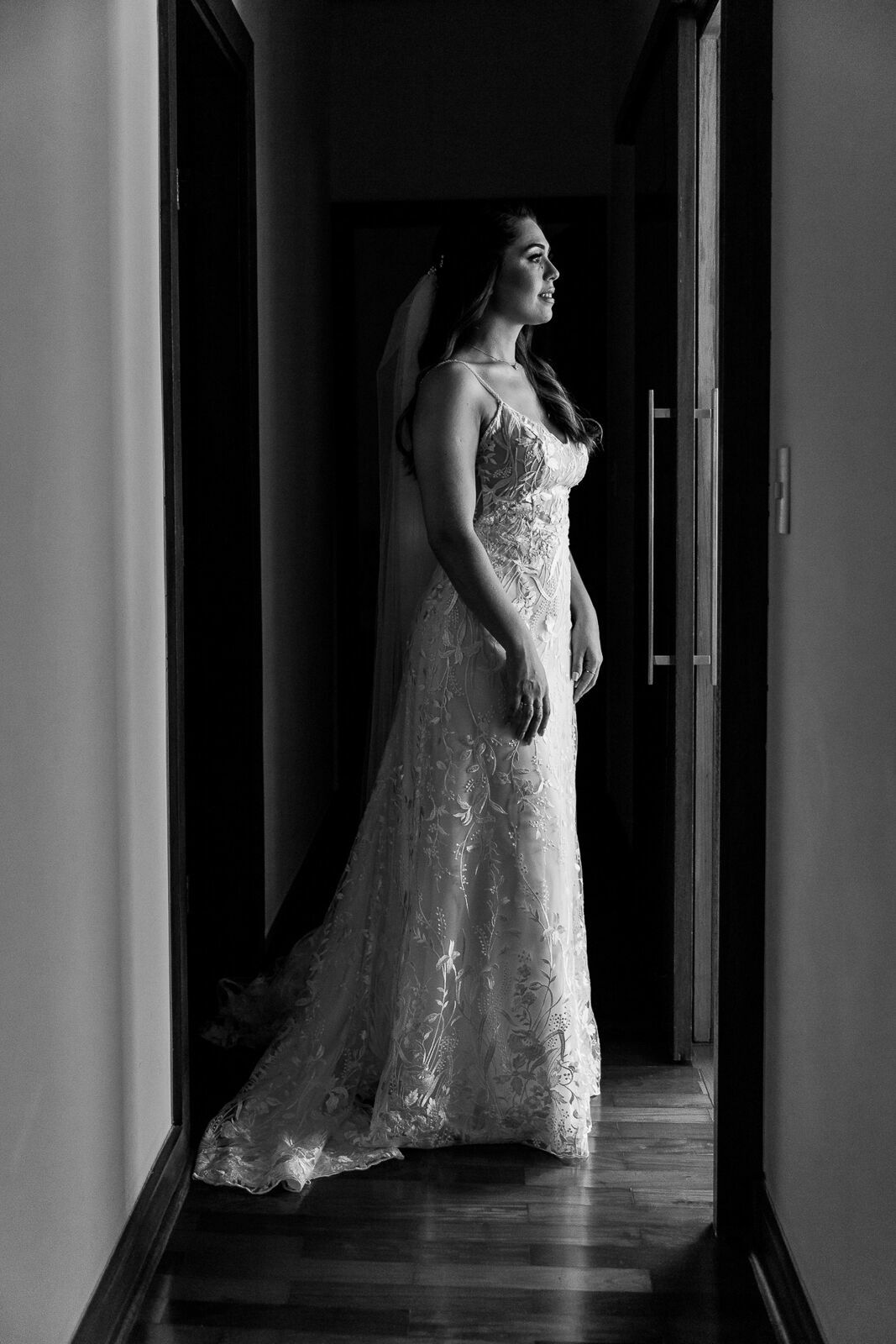 Foto Ana Laura e Luan Casamento em uma Igreja Abandonada Foto Ana Laura e Luan Casamento em uma Igreja Abandonada - Imagem 16