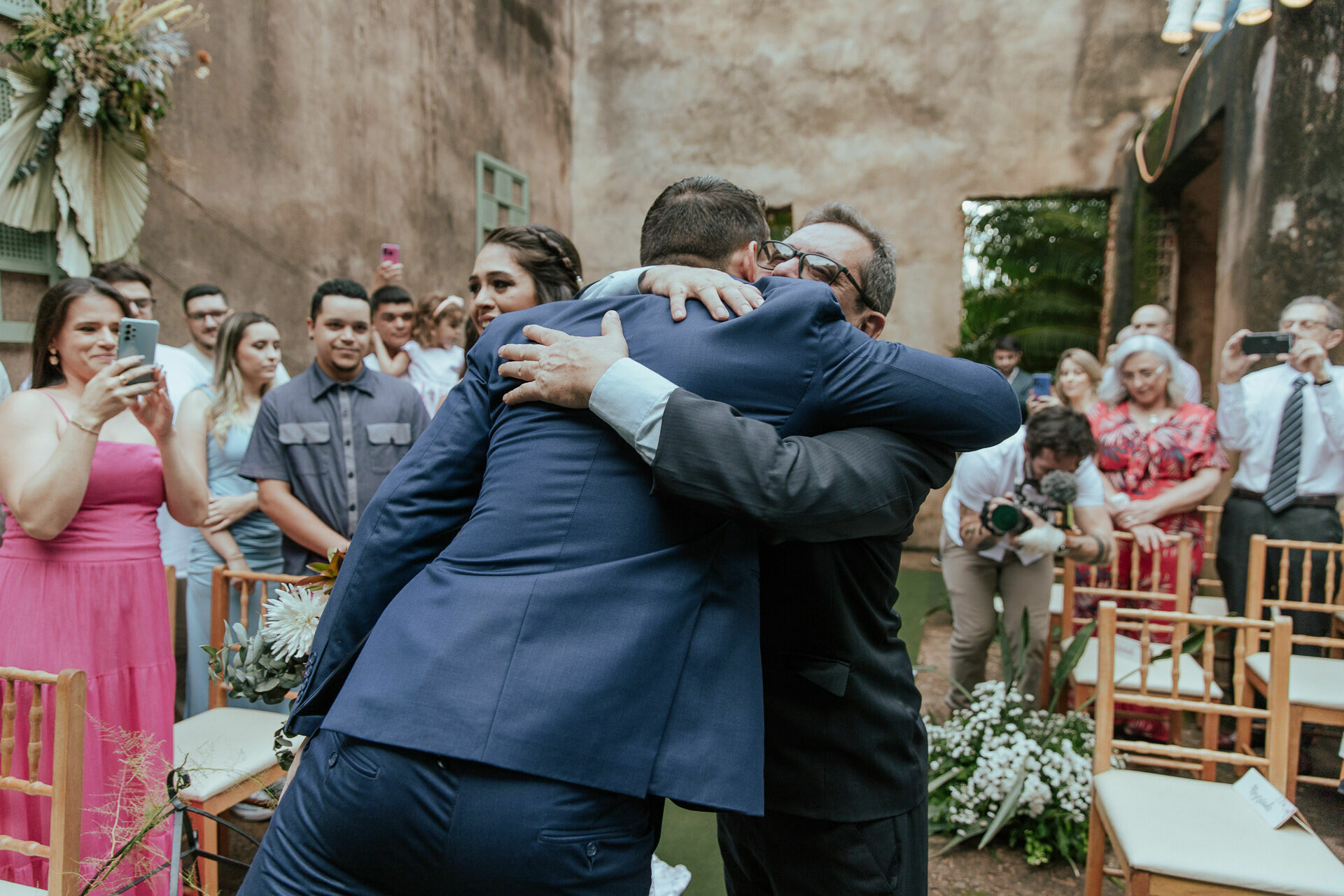 Foto Ana Laura e Luan Casamento em uma Igreja Abandonada Foto Ana Laura e Luan Casamento em uma Igreja Abandonada - Imagem 81