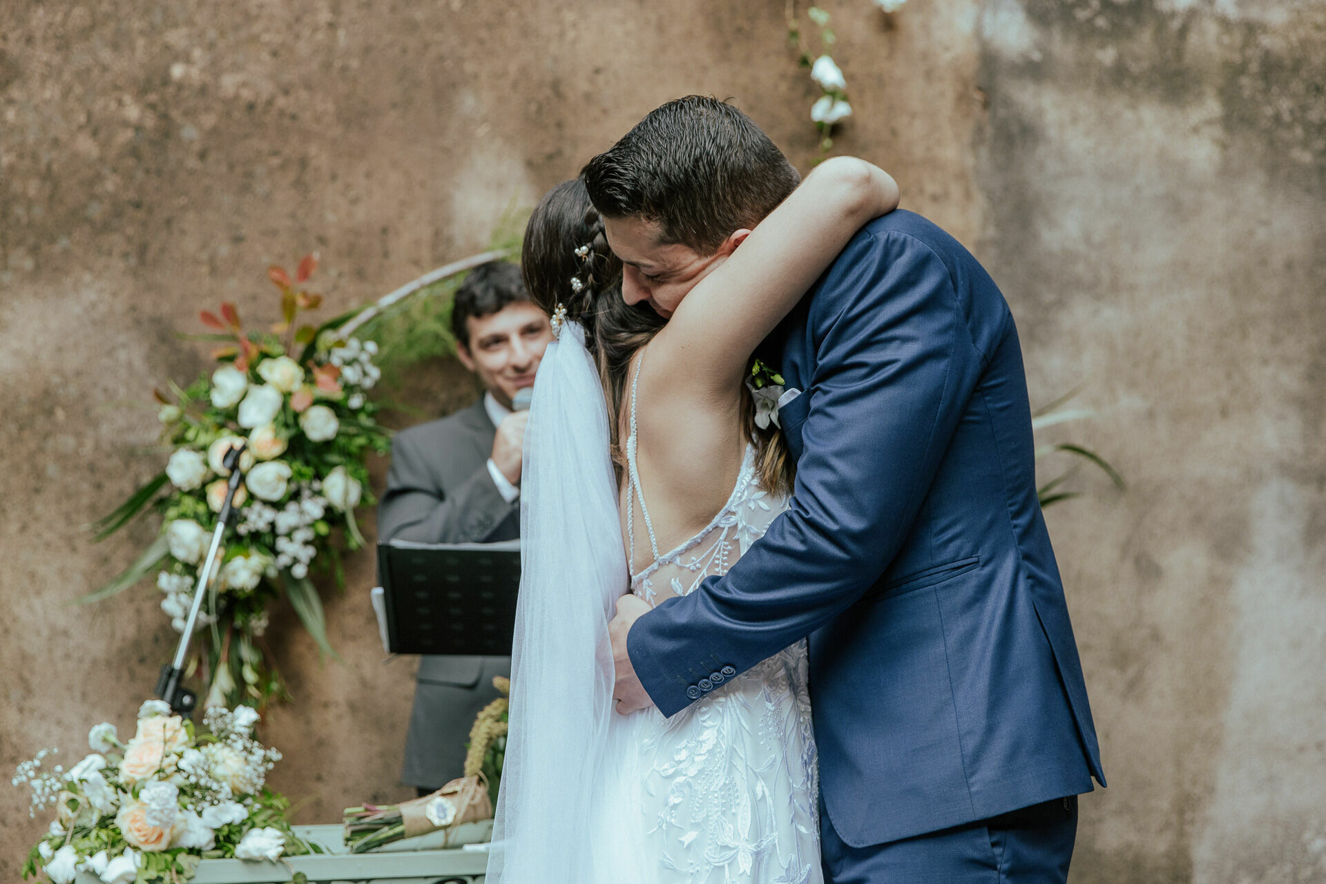 Foto Ana Laura e Luan Casamento em uma Igreja Abandonada Foto Ana Laura e Luan Casamento em uma Igreja Abandonada - Imagem 92