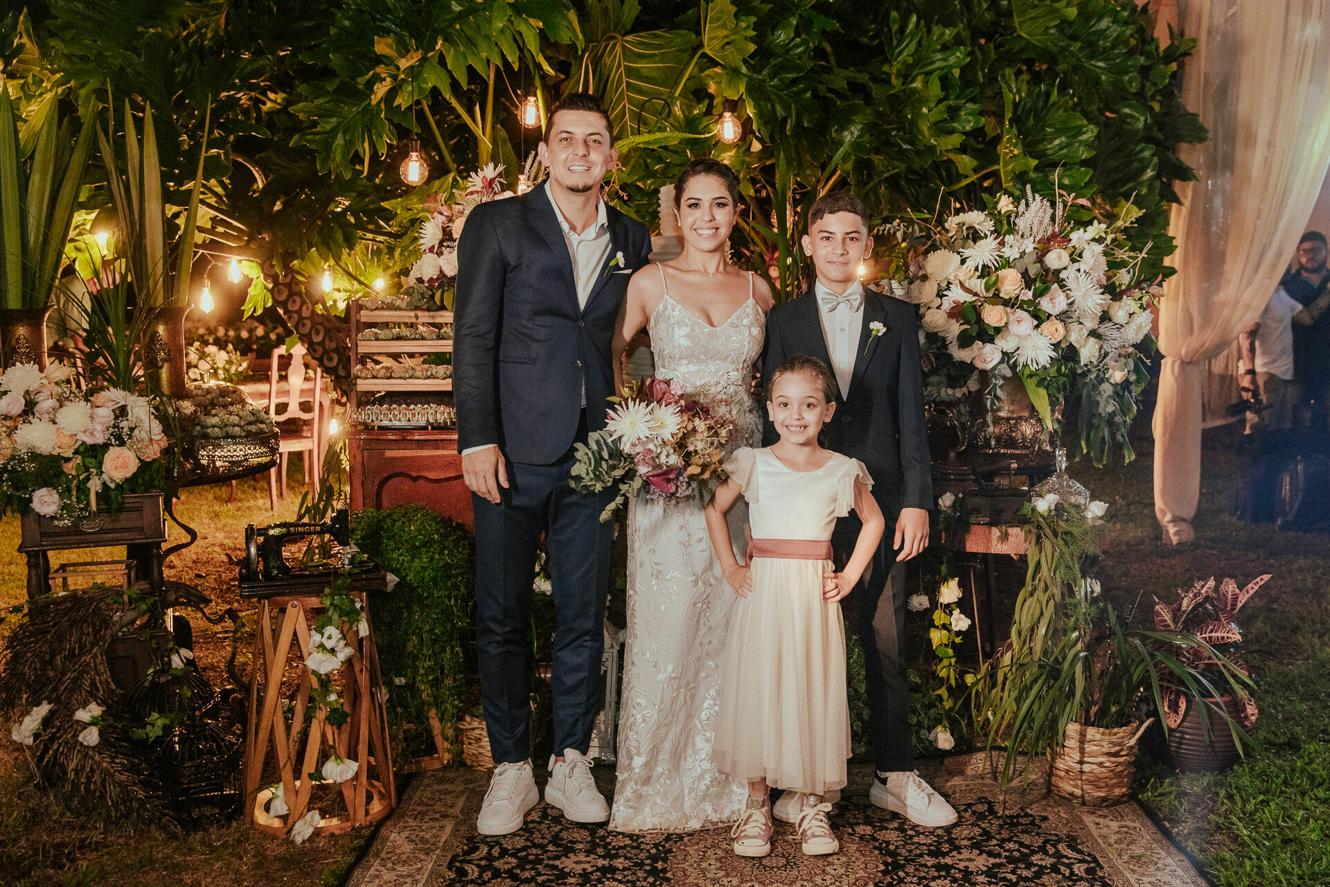Foto Ana Laura e Luan Casamento em uma Igreja Abandonada Foto Ana Laura e Luan Casamento em uma Igreja Abandonada - Imagem 143