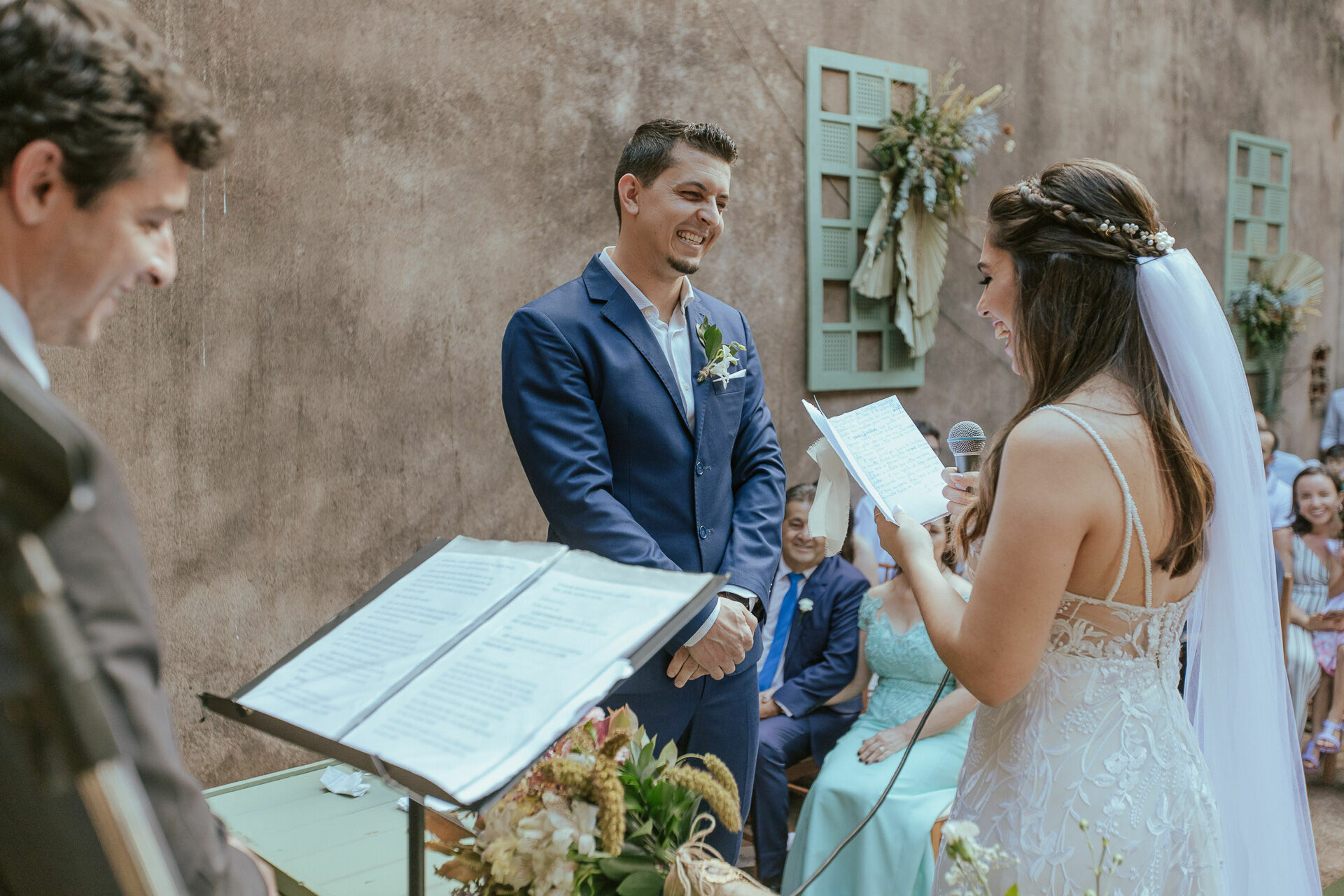 Foto Ana Laura e Luan Casamento em uma Igreja Abandonada Foto Ana Laura e Luan Casamento em uma Igreja Abandonada - Imagem 99