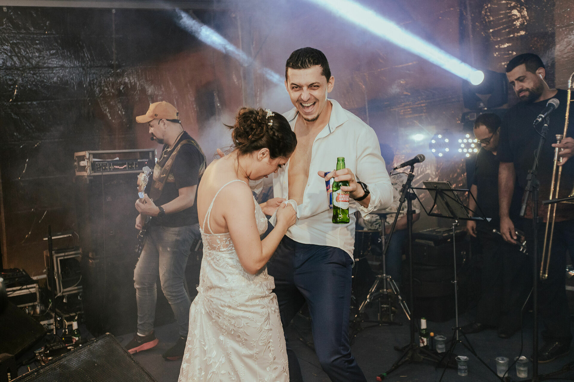 Foto Ana Laura e Luan Casamento em uma Igreja Abandonada Foto Ana Laura e Luan Casamento em uma Igreja Abandonada - Imagem 157
