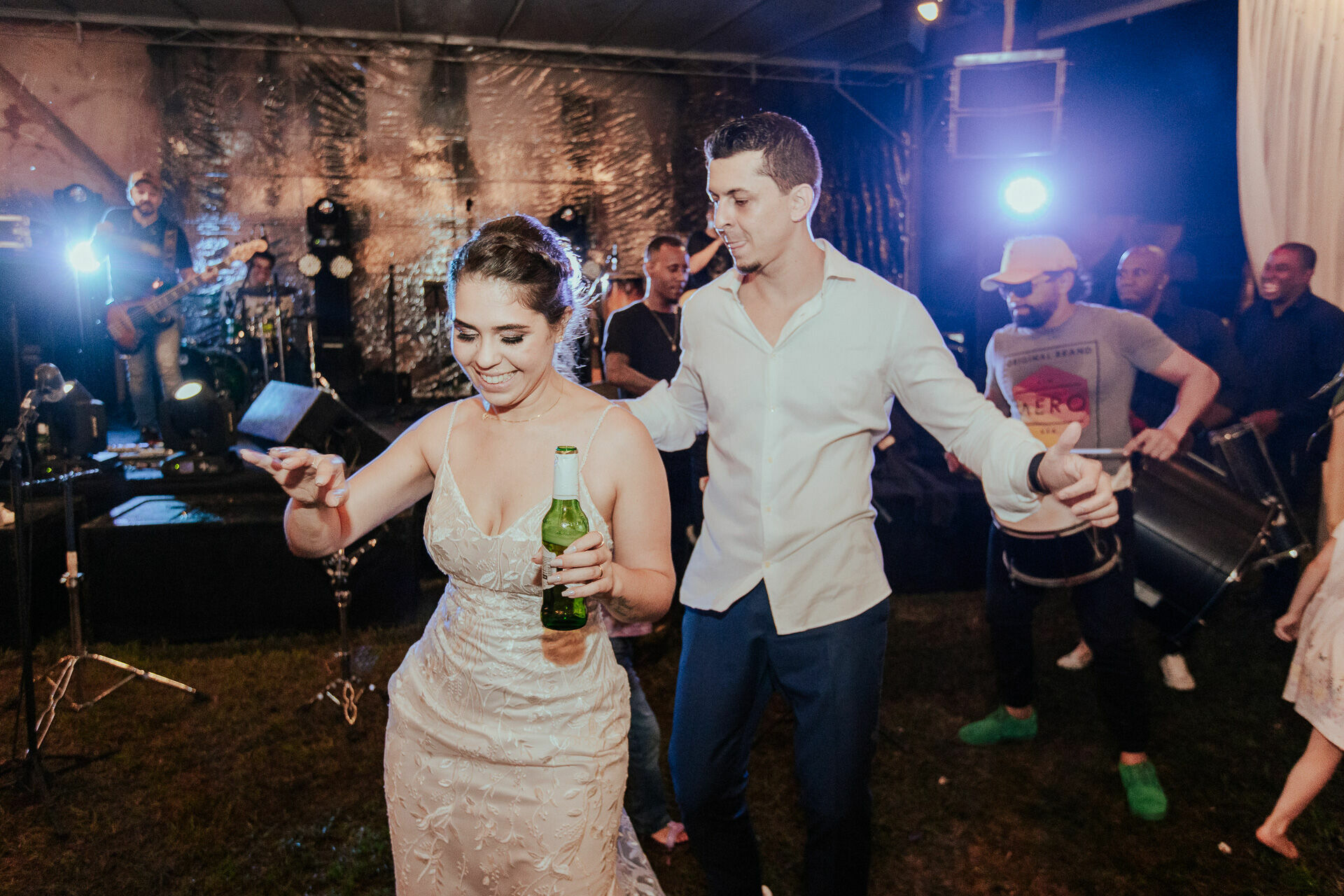Foto Ana Laura e Luan Casamento em uma Igreja Abandonada Foto Ana Laura e Luan Casamento em uma Igreja Abandonada - Imagem 165