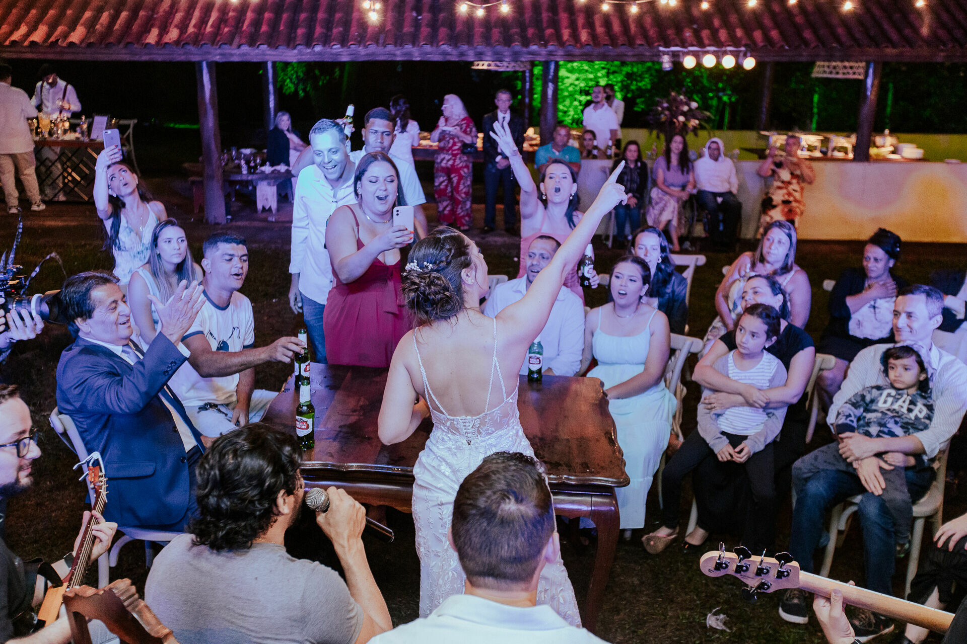 Foto Ana Laura e Luan Casamento em uma Igreja Abandonada Foto Ana Laura e Luan Casamento em uma Igreja Abandonada - Imagem 190