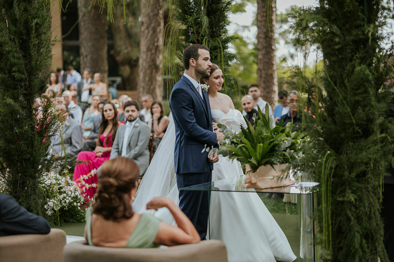 Foto Paula e Caio Casamento ao ar Livre no Villa Casuarina Foto Paula e Caio Casamento ao ar Livre no Villa Casuarina - Imagem 44
