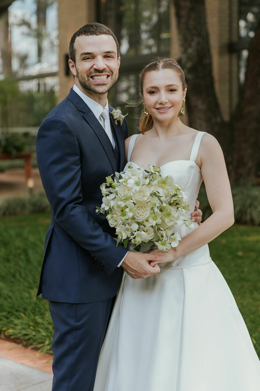 Foto Paula e Caio Casamento ao ar Livre no Villa Casuarina Foto Paula e Caio Casamento ao ar Livre no Villa Casuarina - Imagem 86