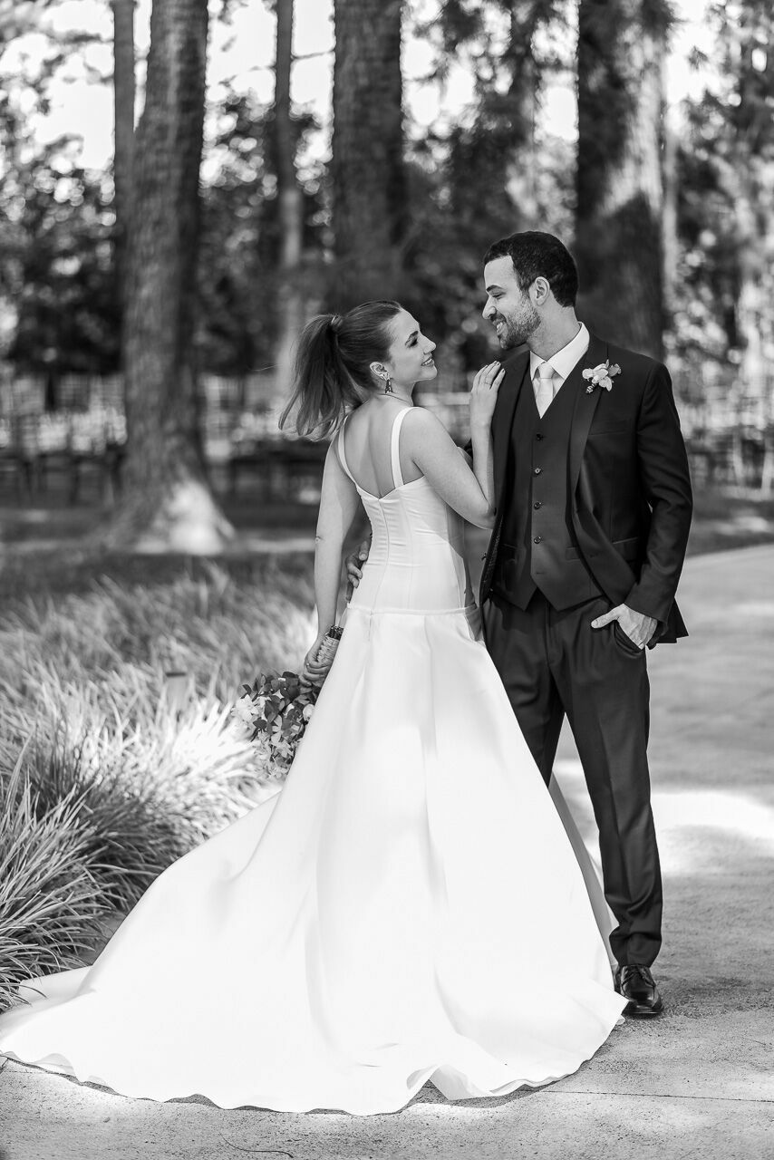 Foto Paula e Caio Casamento ao ar Livre no Villa Casuarina Foto Paula e Caio Casamento ao ar Livre no Villa Casuarina - Imagem 88