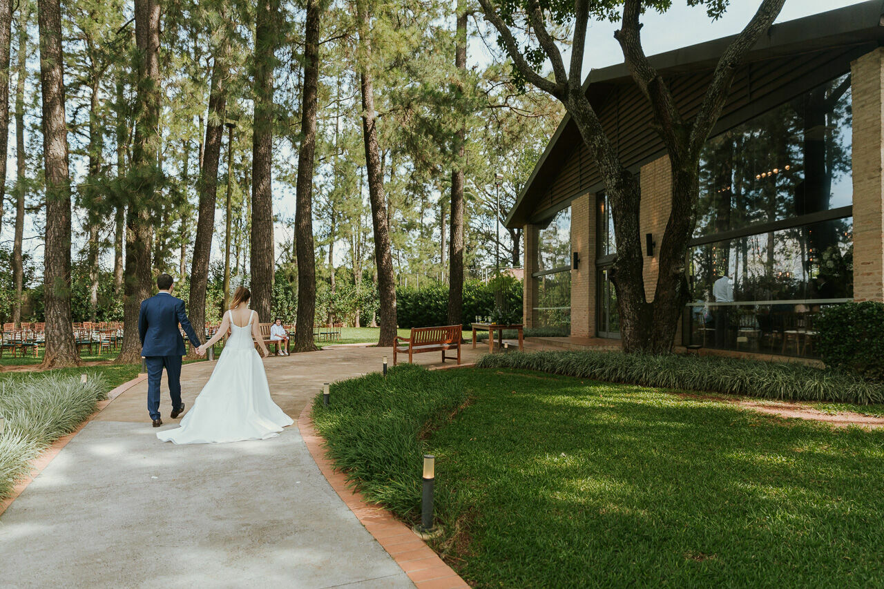 Foto Paula e Caio Casamento ao ar Livre no Villa Casuarina Foto Paula e Caio Casamento ao ar Livre no Villa Casuarina - Imagem 102