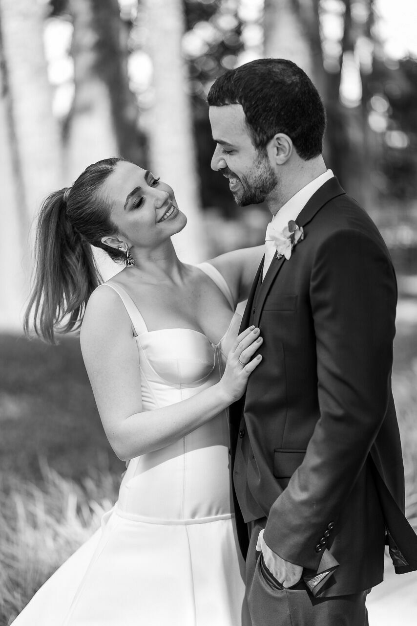 Foto Paula e Caio Casamento ao ar Livre no Villa Casuarina Foto Paula e Caio Casamento ao ar Livre no Villa Casuarina - Imagem 94
