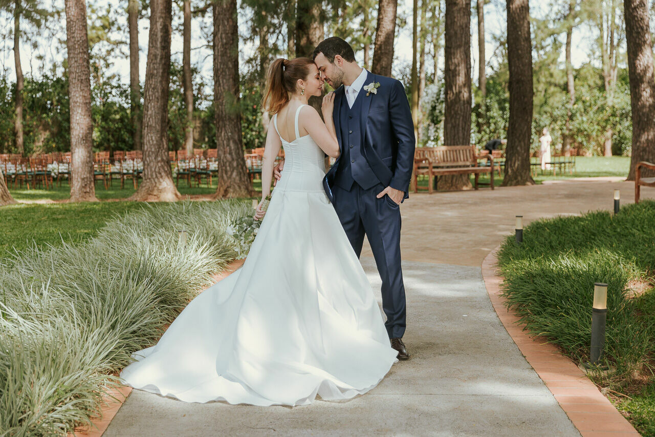 Foto Paula e Caio Casamento ao ar Livre no Villa Casuarina Foto Paula e Caio Casamento ao ar Livre no Villa Casuarina - Imagem 90